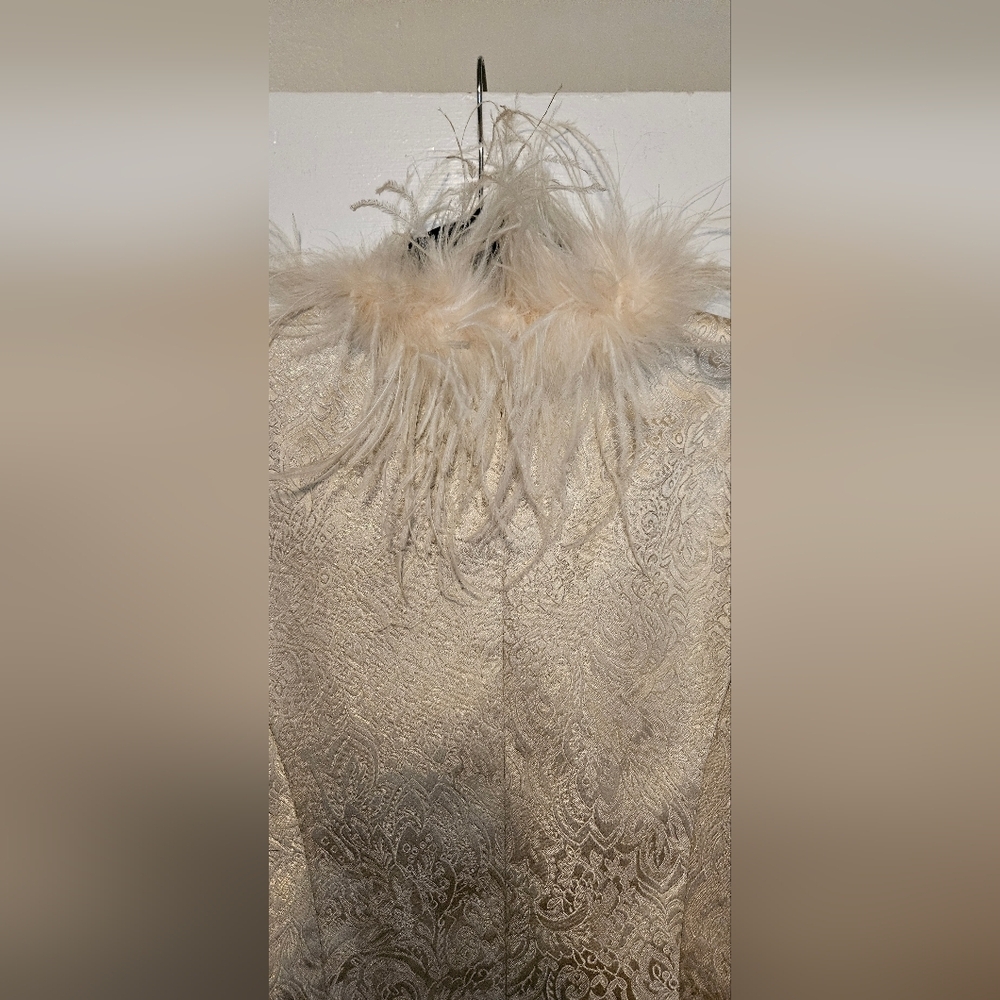 Vintage Victor Cosa Gold Paisley Jacket, Ostrich Feather, Rhinestone Buttons. - Picture 9 of 12